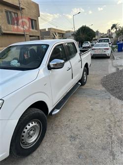 نيسان نافارا